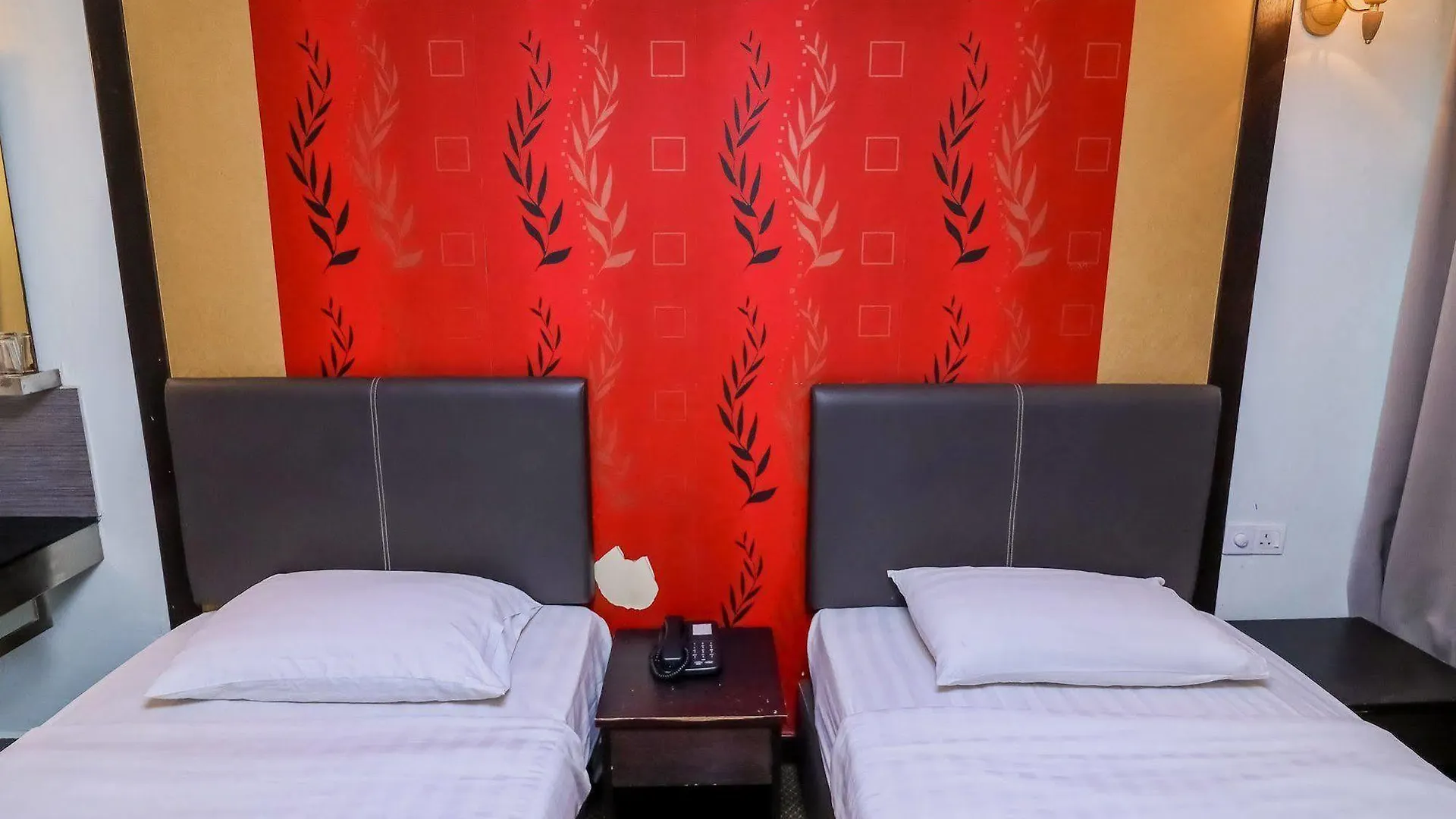 Le Hotel Kota Kinabalu 2*,