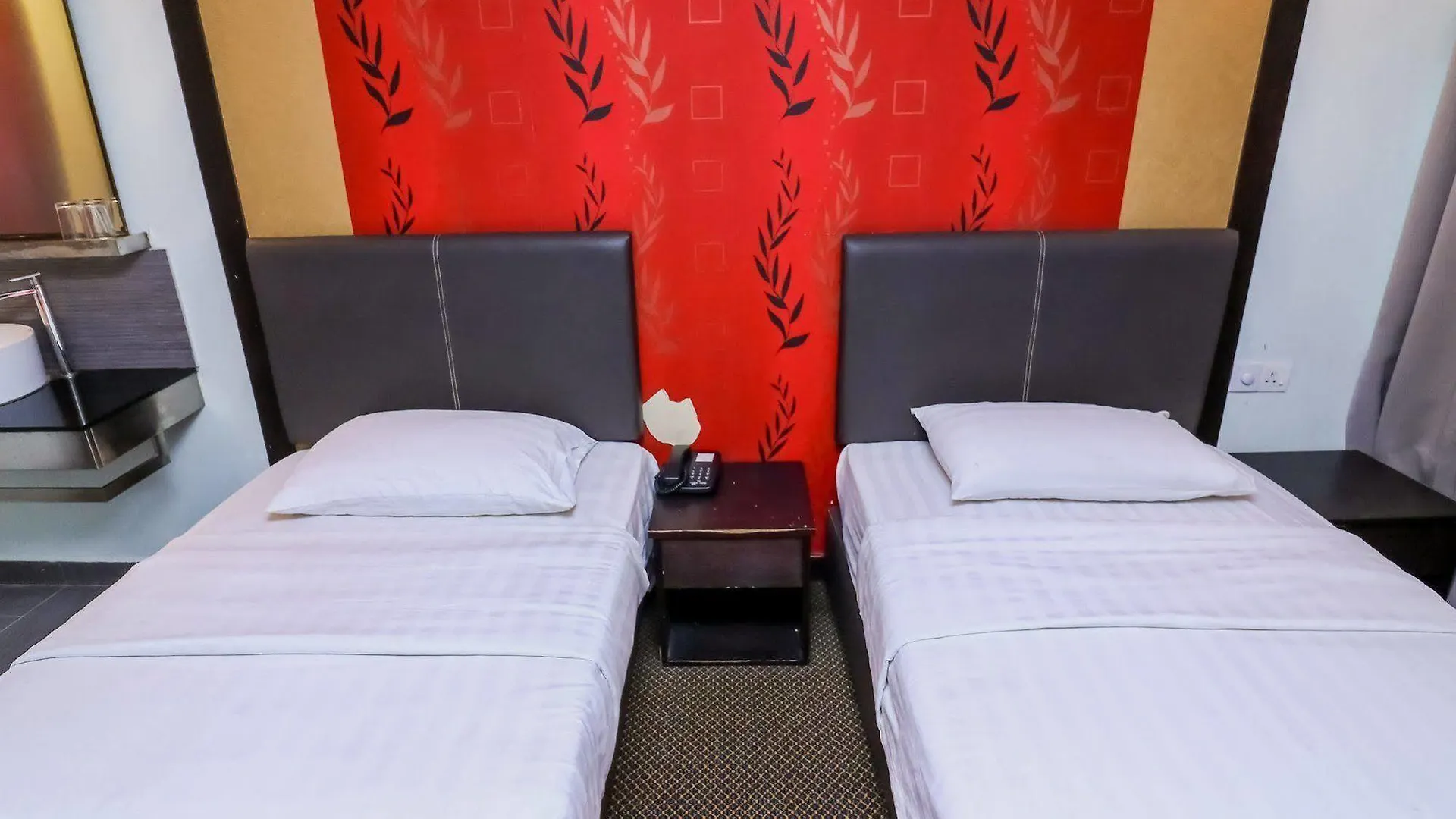 **  Le Hotel Kota Kinabalu Malaysia