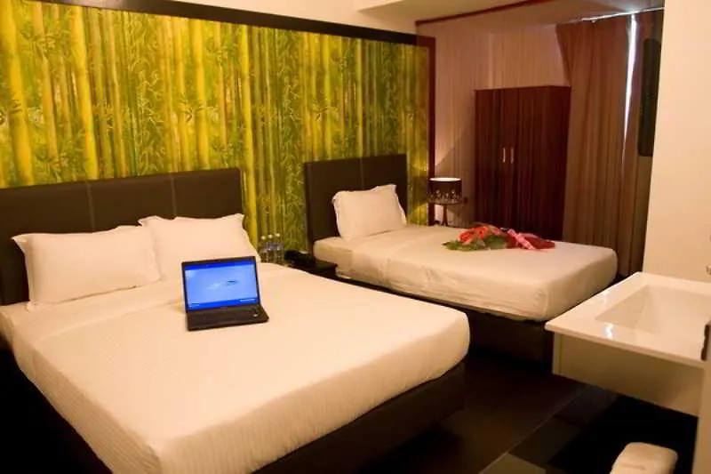 Le Hotel Кота-Кинабалу